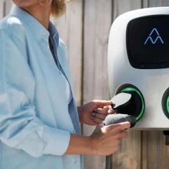 Charge Amps Aura | 2 x 22 kW | Type 2 | sähköauton latausasema