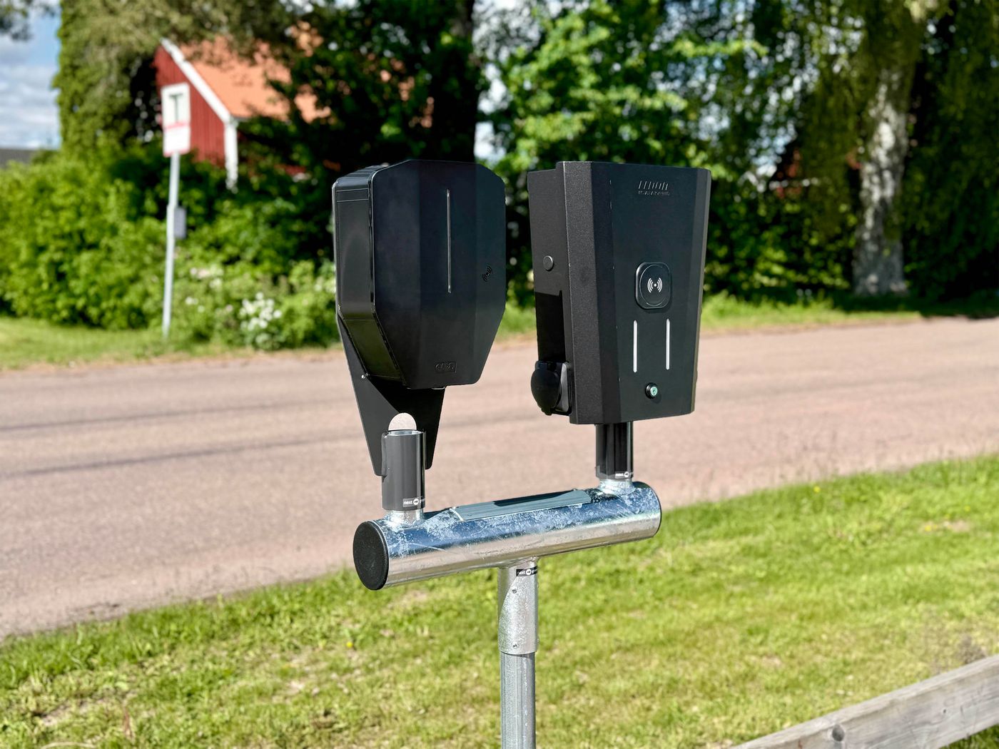 Next Green Twin mount 60 Pylväskannatin – Next Green Twin mount 60 Pylväskannatin – kuva 2